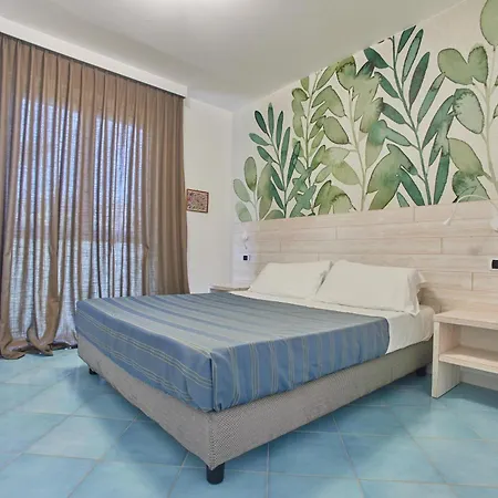 Ancora 3* أكيارولي