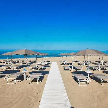 Ancora شقة فندقية أكيارولي