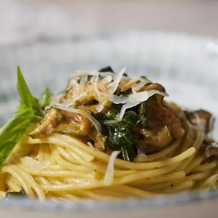 Ancora شقة فندقية أكيارولي