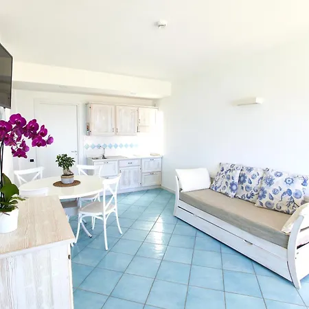 Ancora 3* أكيارولي