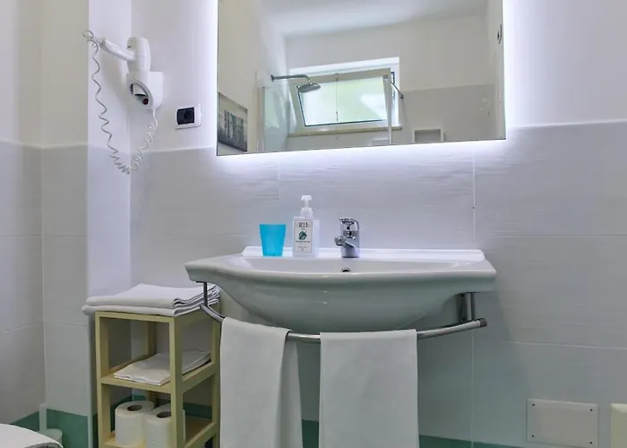 Ancora Aparthotel 3*