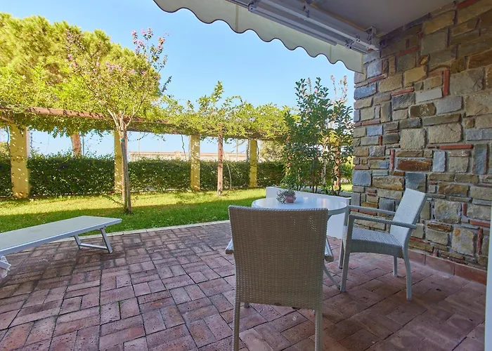 Ancora Aparthotel 3*