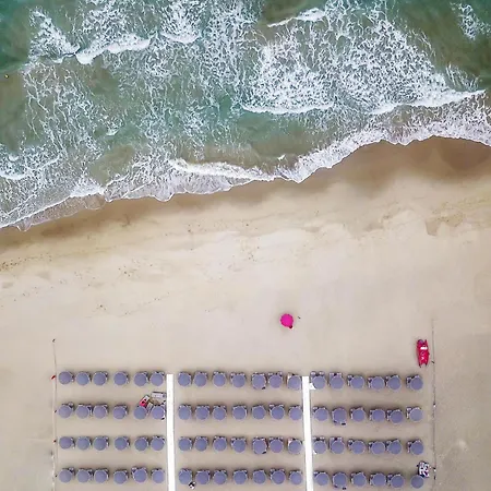 Ancora Aparthotel 3*